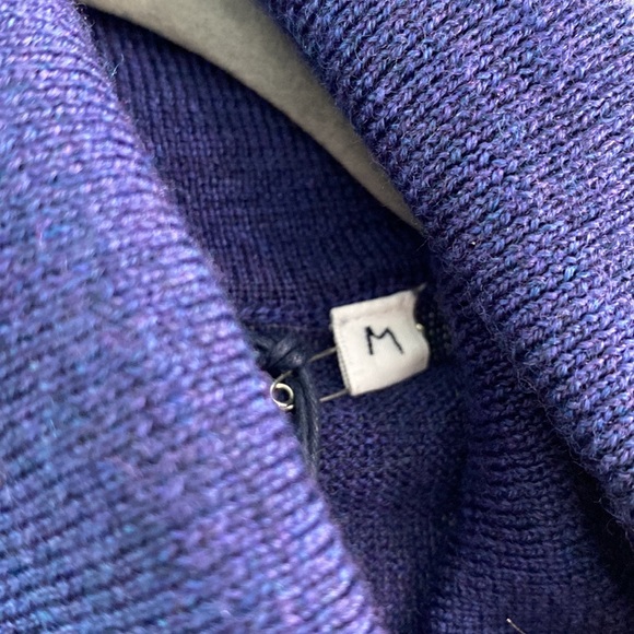 Serge Blanco Mens size M navy turtleneck - Picture 4 of 6